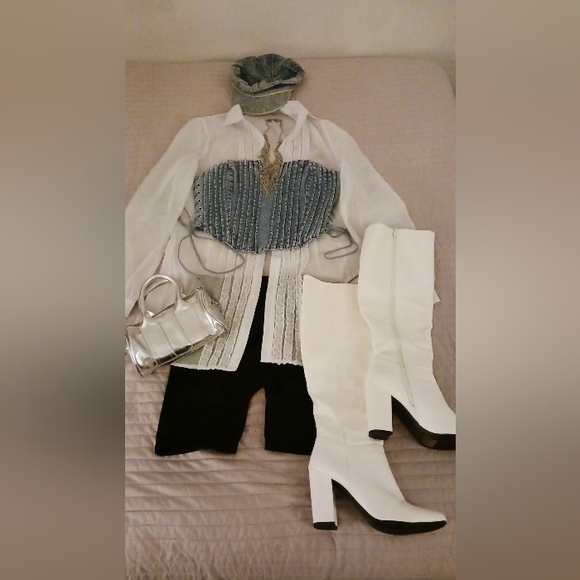 Dollskill White Sheer Button-Up Blouse Inspired By Clueless - Picture 3 of 4